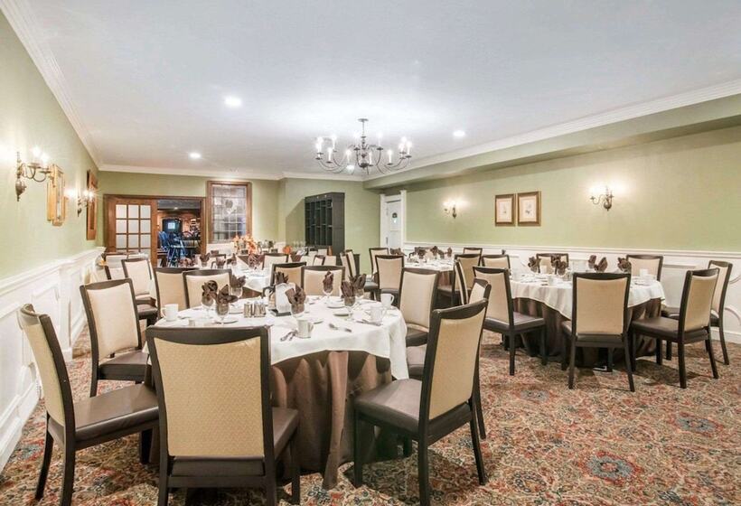 The Century House, Ascend Hotel Collection