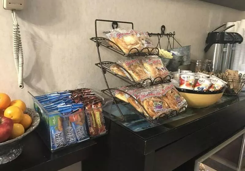 Мотель Castle Inn