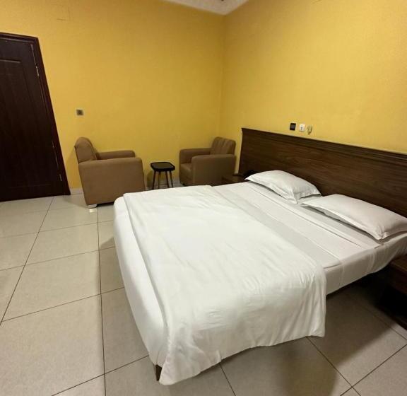 تختخواب و صبحانه Brazza