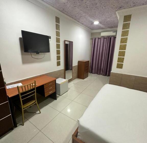 تختخواب و صبحانه Brazza