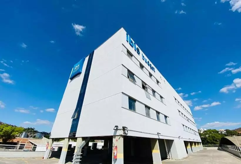 ホテル Ibis Budget Itaperuna