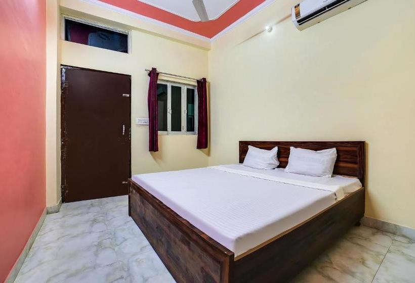 酒店 Spot On 36052 Sapphire