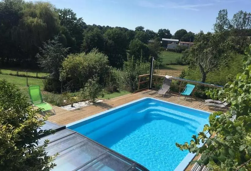 Majatalo Le Petit Moulin