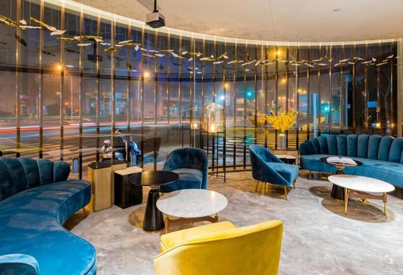 Atour Hotel Wuxi Sanyang Plaza