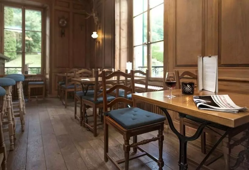 ベッドアンドブレックファースト Au Vieux Manoir