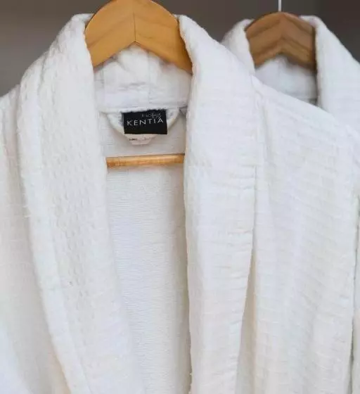 هتل Alinea Suites Limassol Center