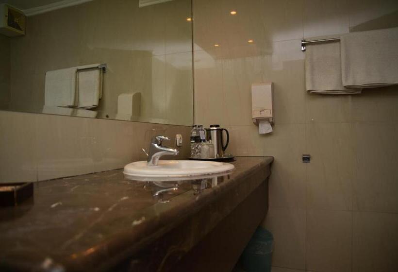 Szálloda Asri Cirebon