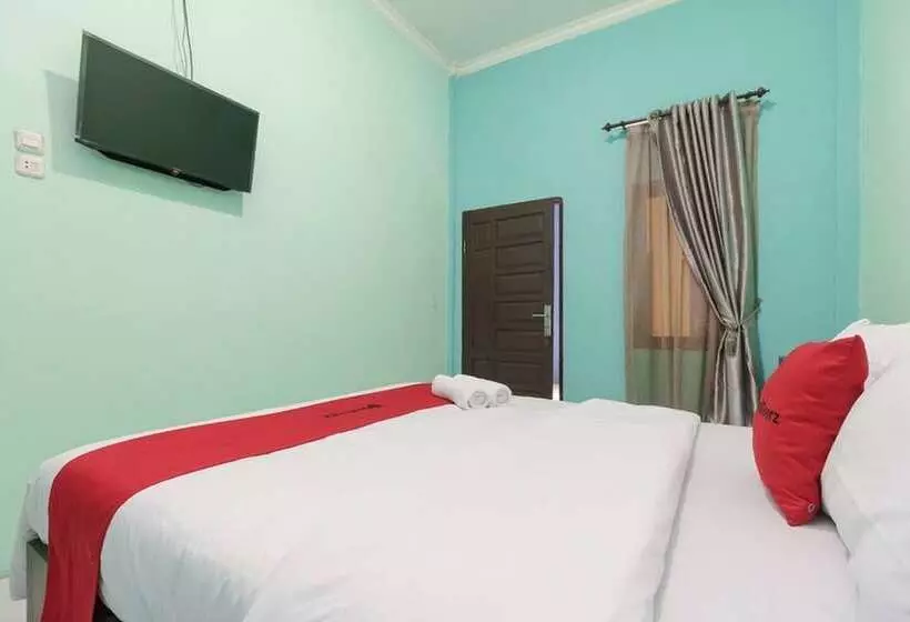 ペンション Reddoorz Near Umsu Medan