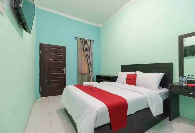 ペンション Reddoorz Near Umsu Medan
