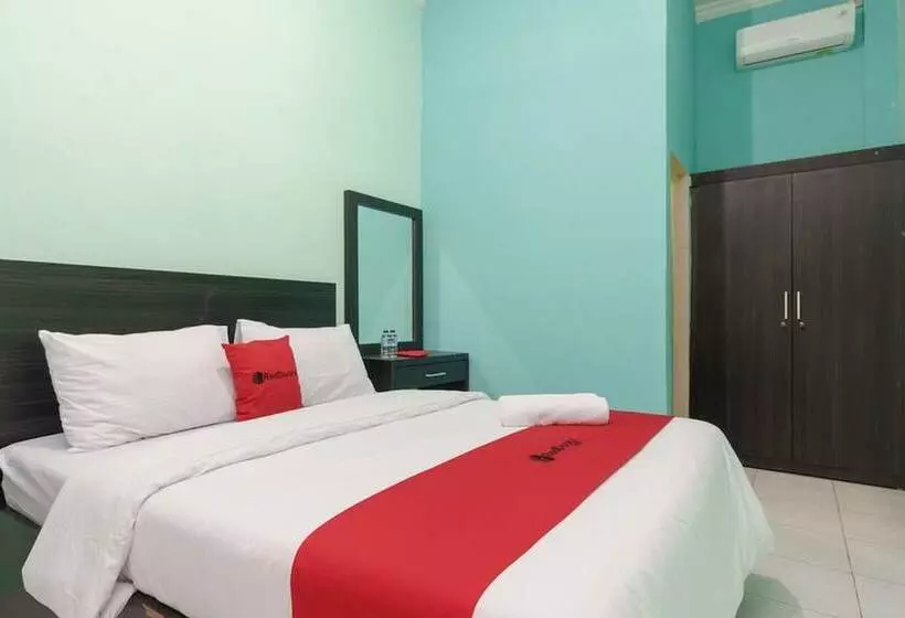 ペンション Reddoorz Near Umsu Medan