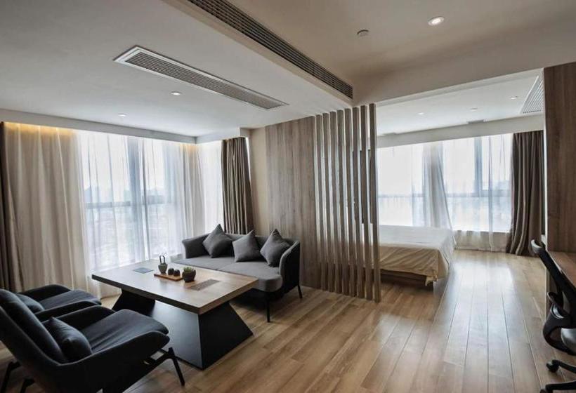 Atour Hotel Phoenix Avenue Shangrao