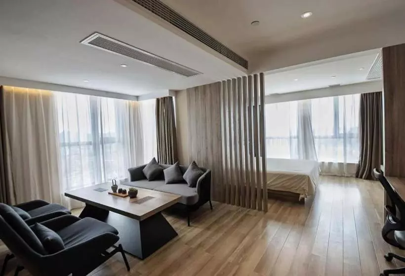 Atour Hotel Phoenix Avenue Shangrao