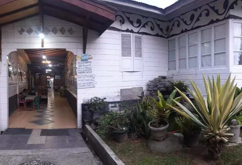 Majatalo Wisma Sibayak Guesthouse Berastagi