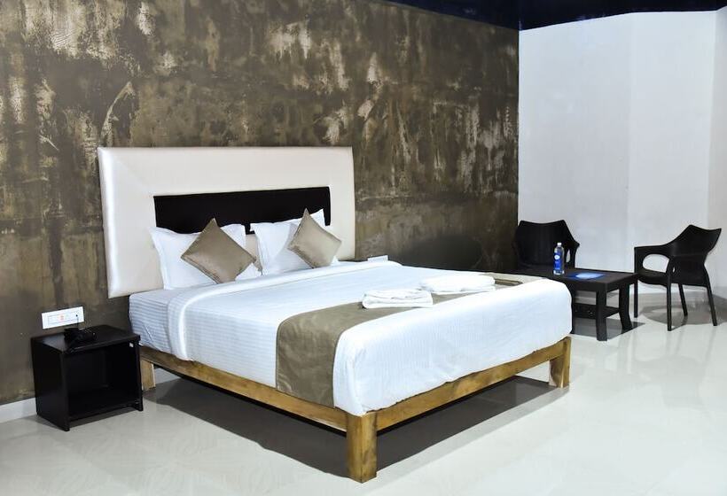 Отель Hoysala Resort