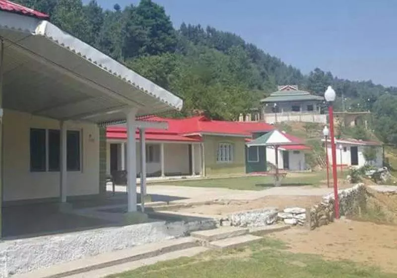 هتل Chikar Highland Resort