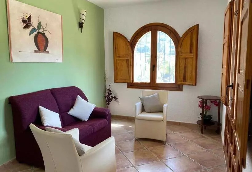 M A S L A P A U Country Hotel   Adults Only