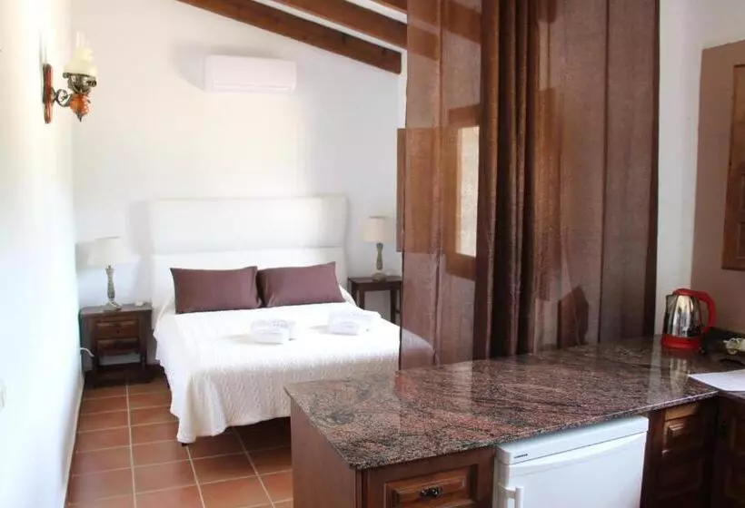 M A S L A P A U Country Hotel   Adults Only