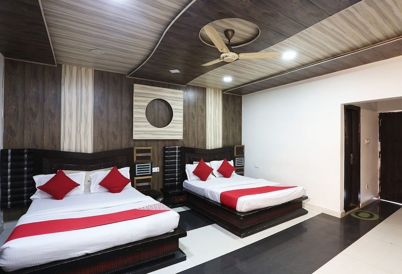 ホテル Oyo 39932 Sibbal Farms