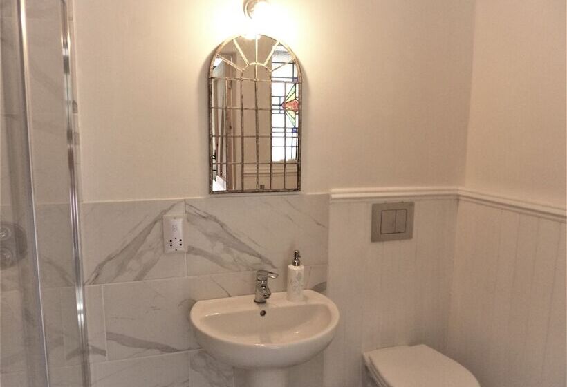 The Burrows Bed And Breakfast