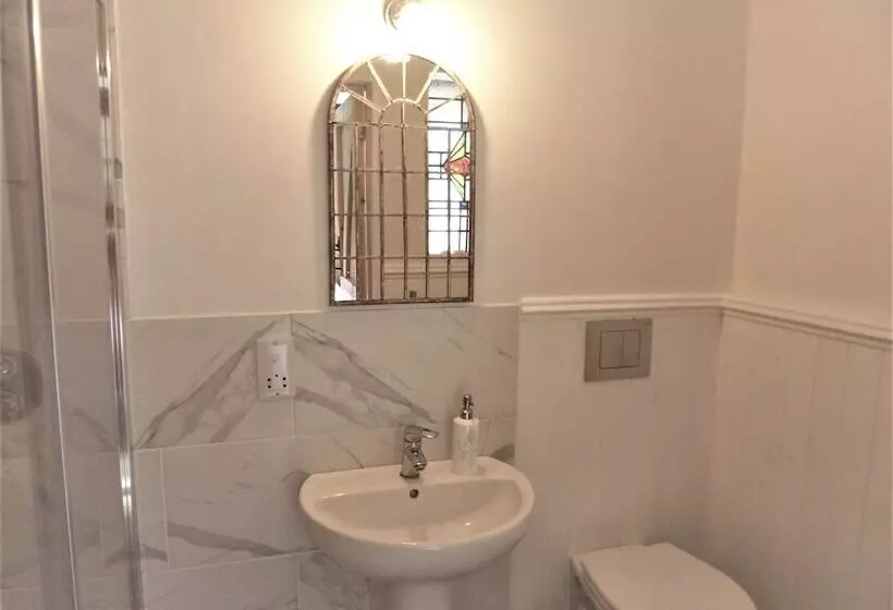 The Burrows Bed And Breakfast