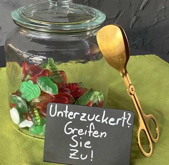 호텔 Gästehaus & Café Leeze