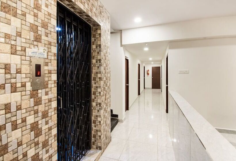 فندق Oyo 29061 Suryas Grand