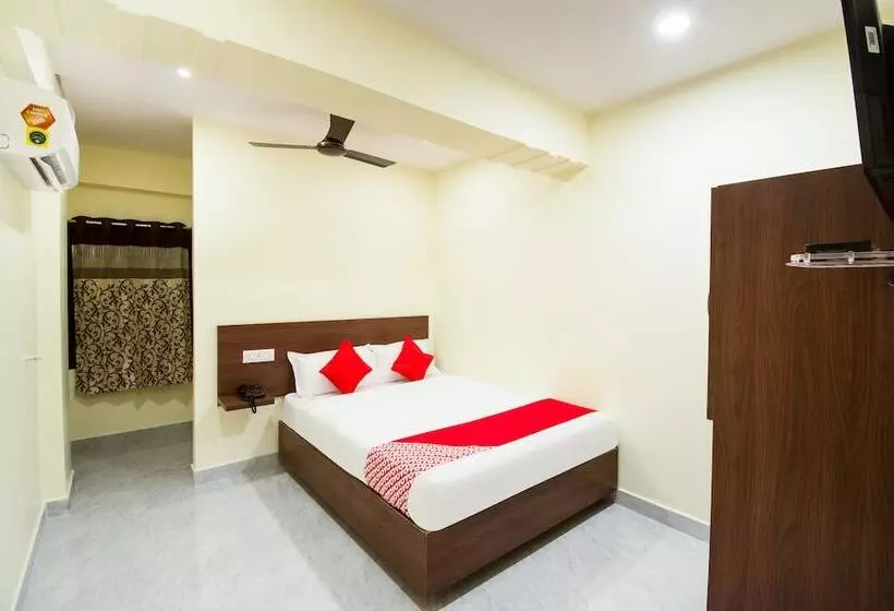هتل Oyo 29061 Suryas Grand