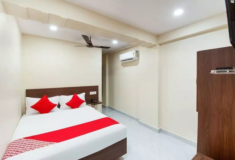 هتل Oyo 29061 Suryas Grand