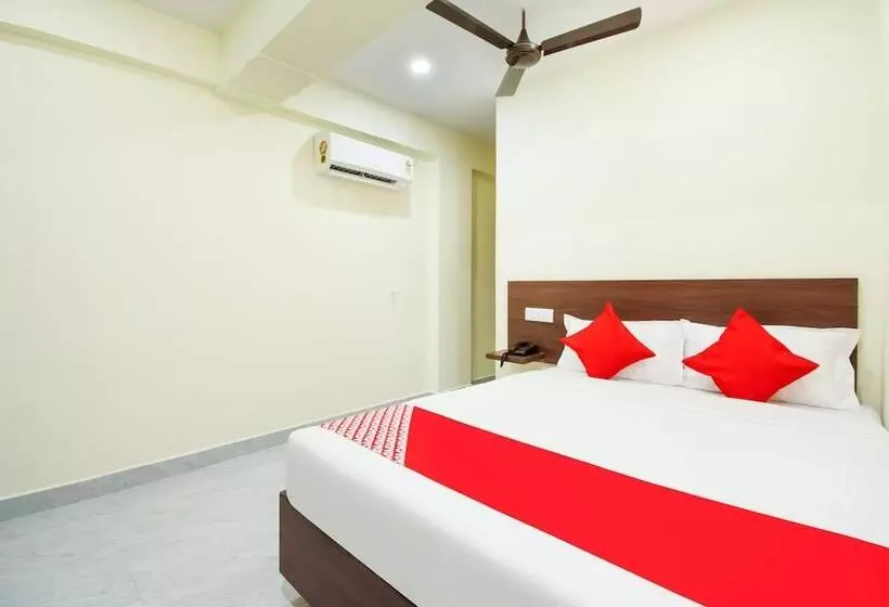 هتل Oyo 29061 Suryas Grand