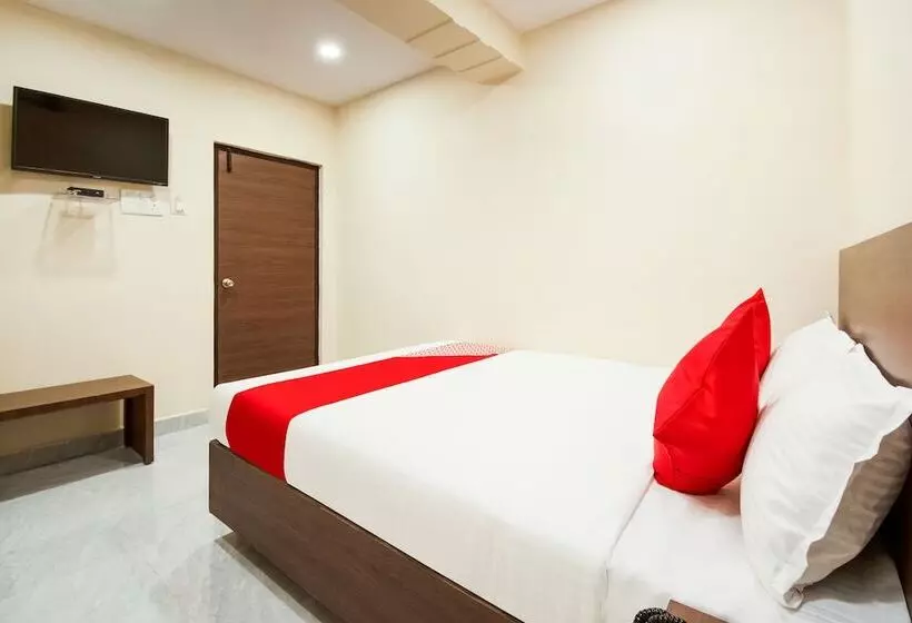 هتل Oyo 29061 Suryas Grand