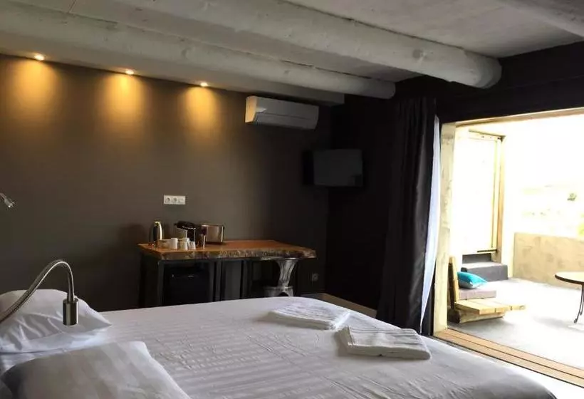 Aamiaismajoitus (B&B) Les Cabanons De Mémé Jeannette