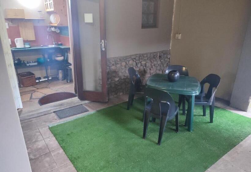 مبيت وإفطار Garden Apartments