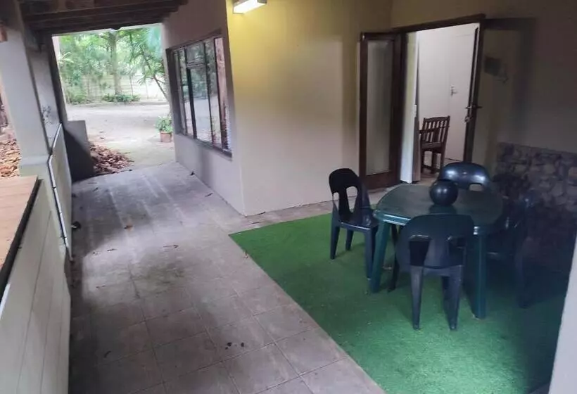 ベッドアンドブレックファースト Garden Apartments