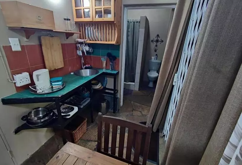 ベッドアンドブレックファースト Garden Apartments