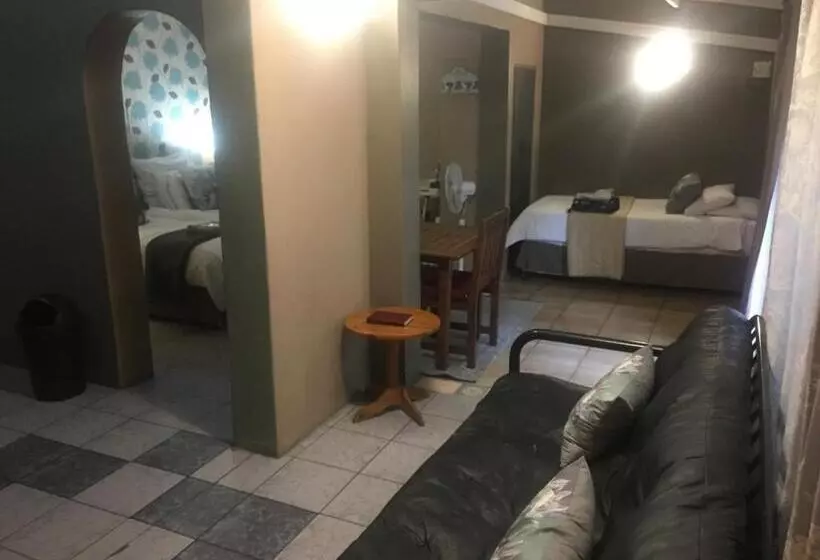 ベッドアンドブレックファースト Garden Apartments