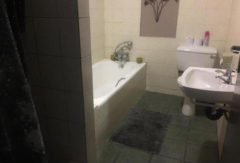 مبيت وإفطار Garden Apartments