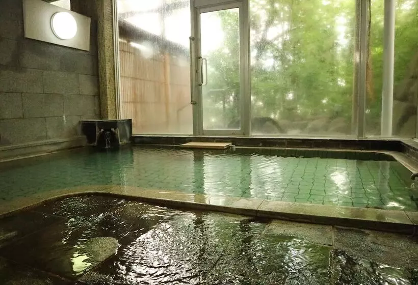 Hotelli &resort Yamanouchi Hills