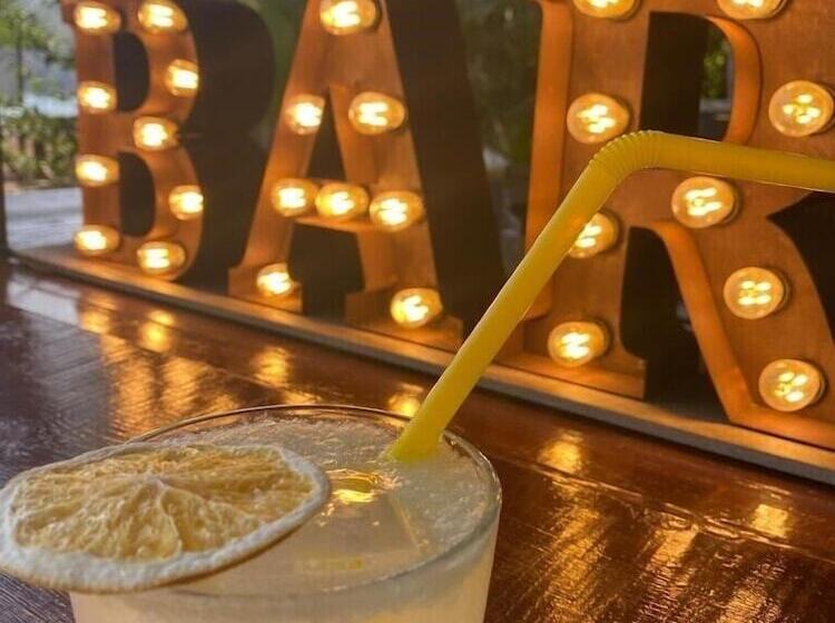 منتجع Eden Bungalows And Beach