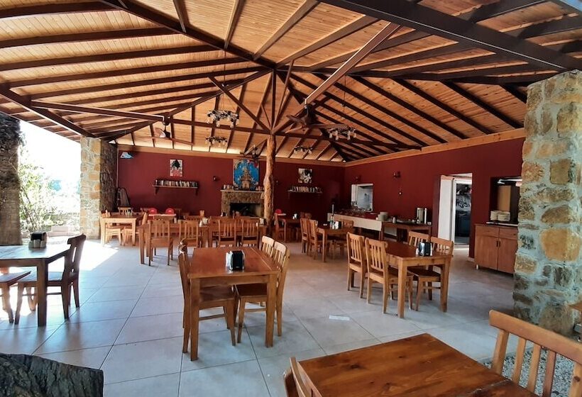 منتجع Eden Bungalows And Beach