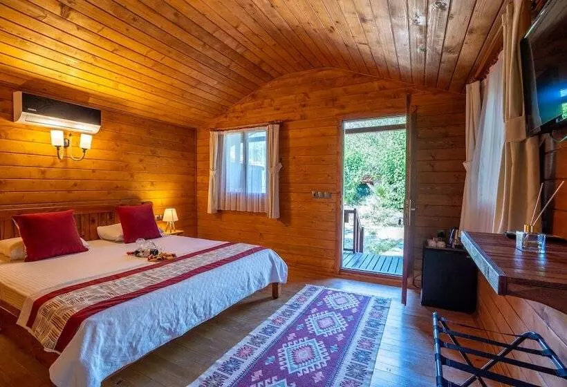 Lomakeskus Eden Bungalows And Beach