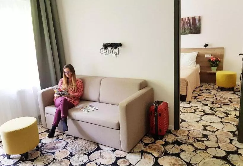 Aamiaismajoitus (B&B) Erdővarázs Panzió