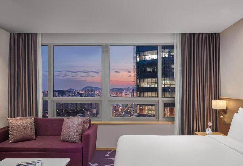 Hotel Avani Central Busan