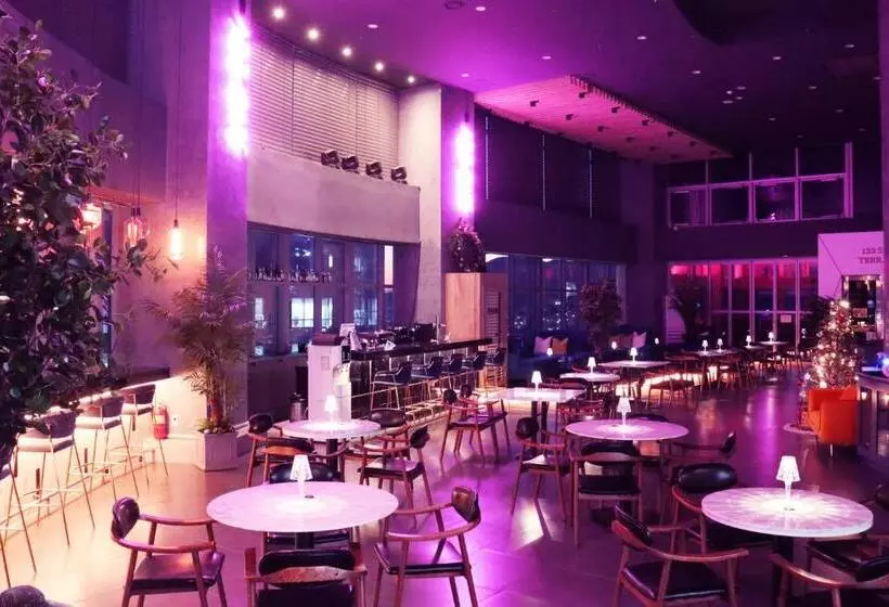 ホテル Avani Central Busan