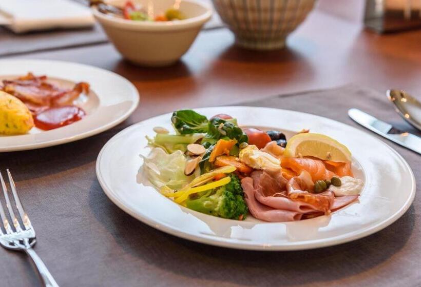 Hotel Avani Central Busan