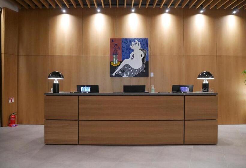 Hotel Avani Central Busan