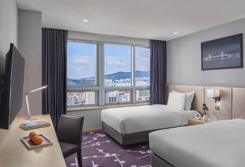 Hotel Avani Central Busan