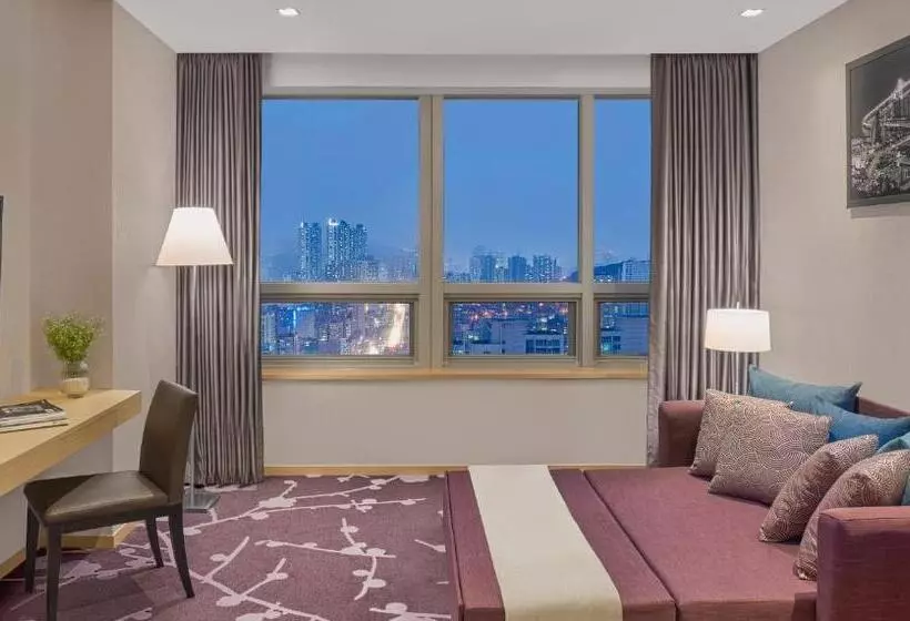 ホテル Avani Central Busan