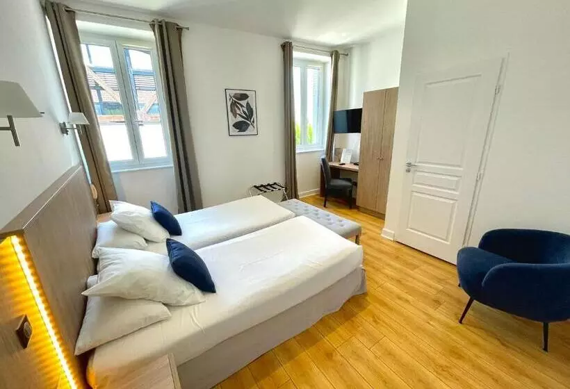 Hotelli Hôtel Les Deux Coteaux