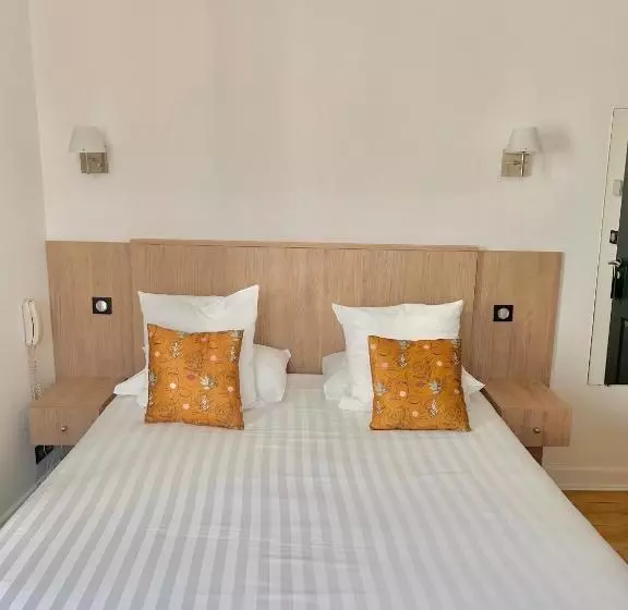 Hotelli Hôtel Les Deux Coteaux