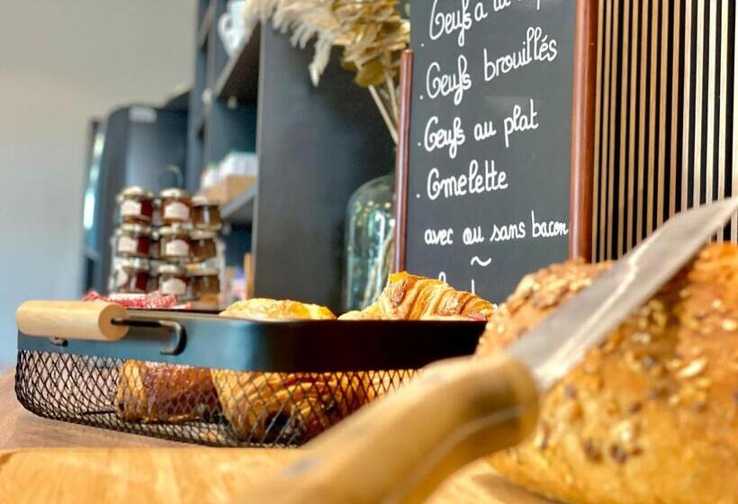 فندق Hôtel Les Deux Coteaux